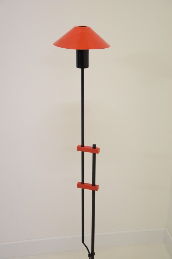Italian design lamp lacquered metal 80's