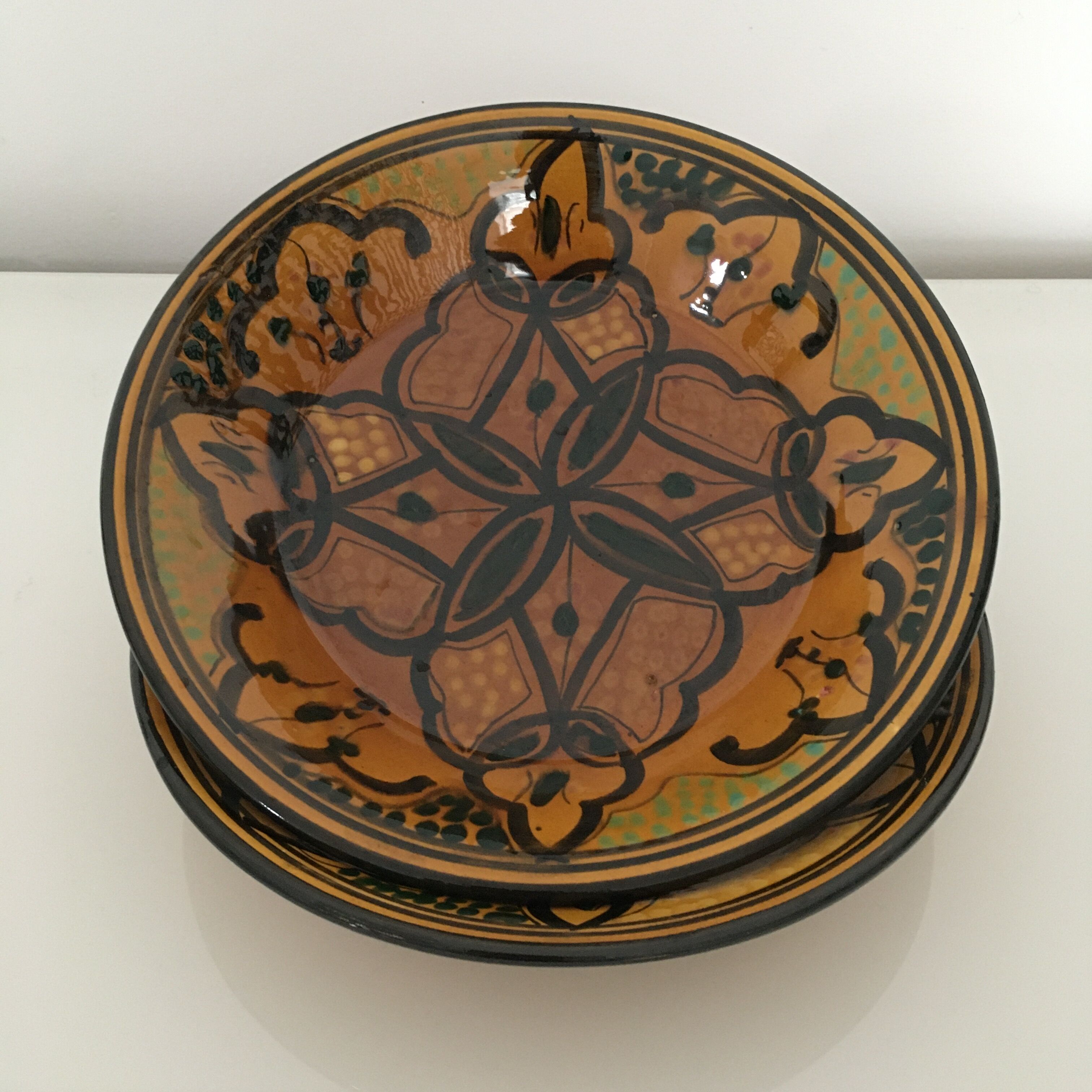 Set of 2 Moroccan deep plates.