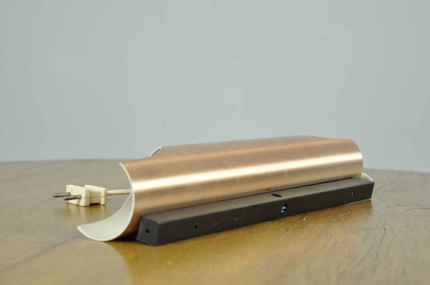 Fuga metal wall light by Maija Liisa Komulainen for Raak, Finland 1964