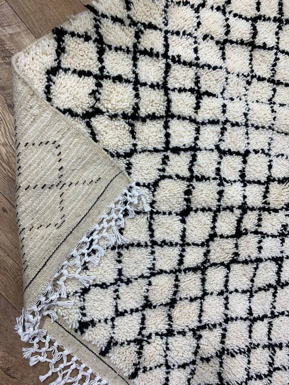 Handmade Moroccan Berber rug 260 x 156