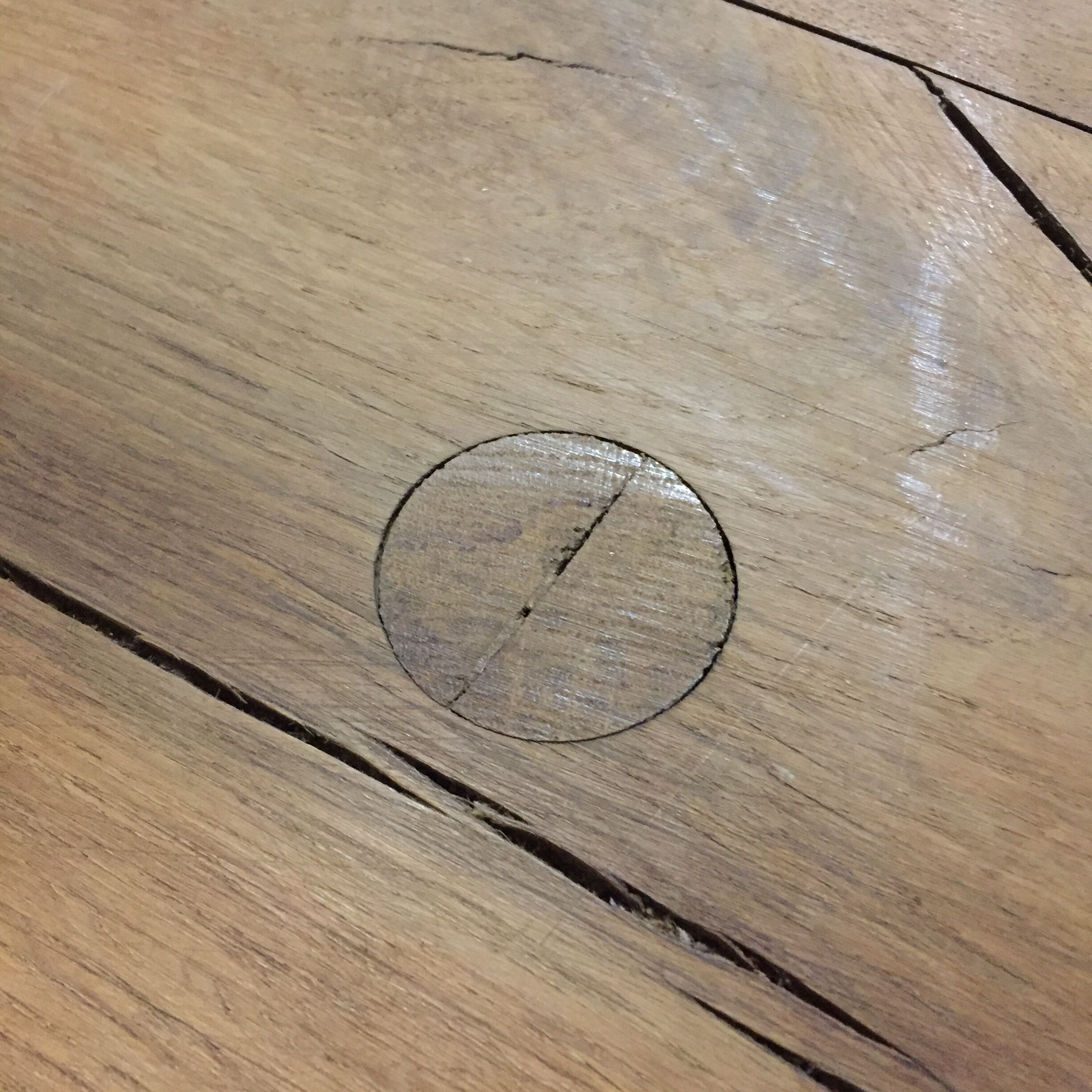 Coffee table brutalizes oak