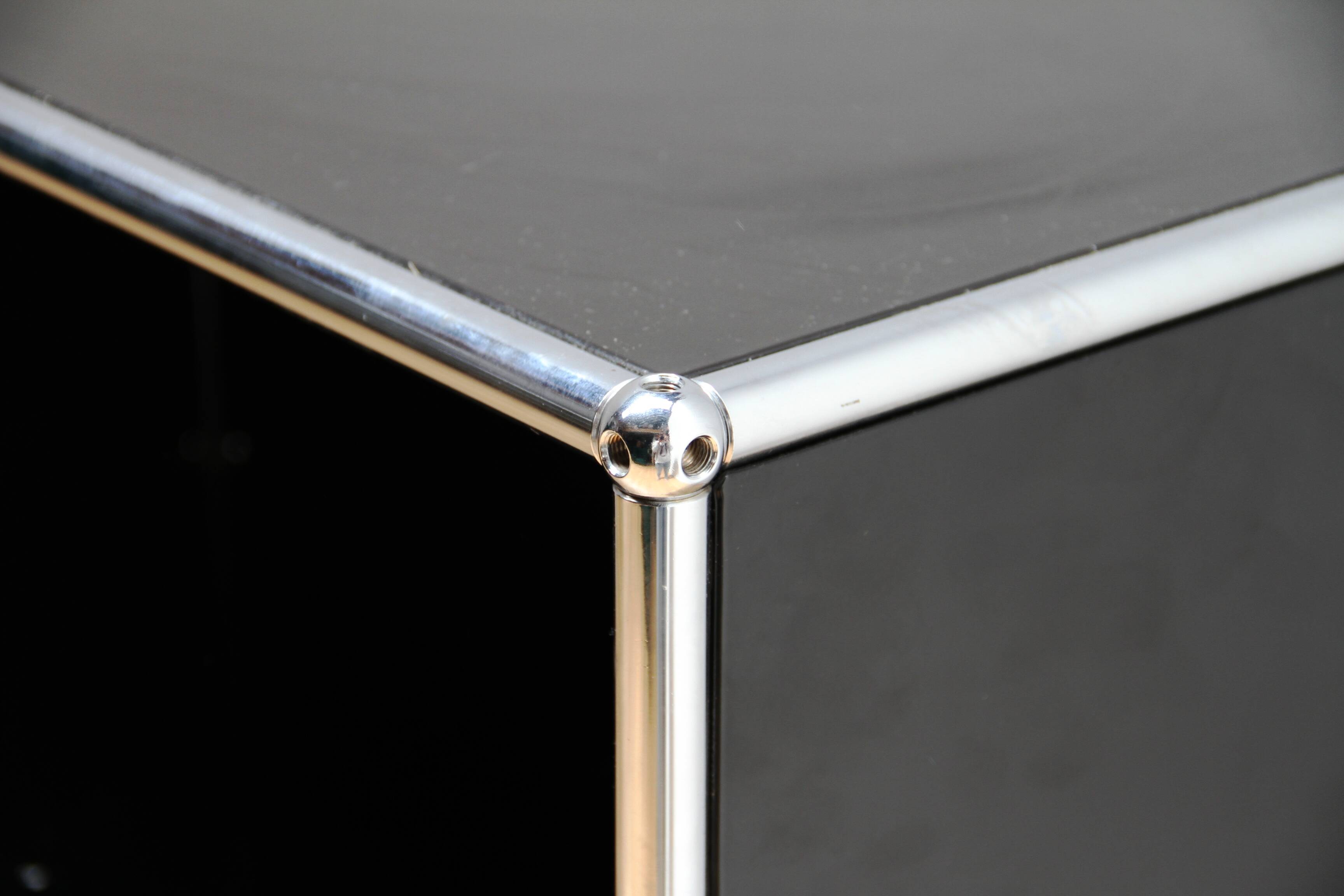 USM Haller storage unit