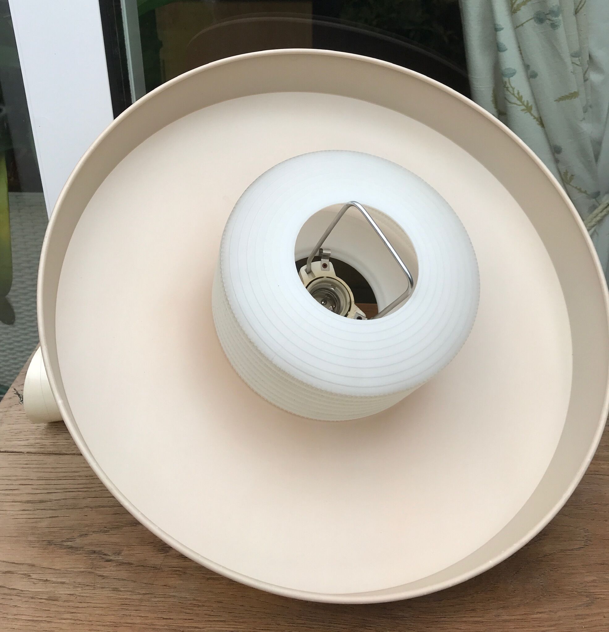 Vintage suspension - plastic