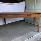 Farm table