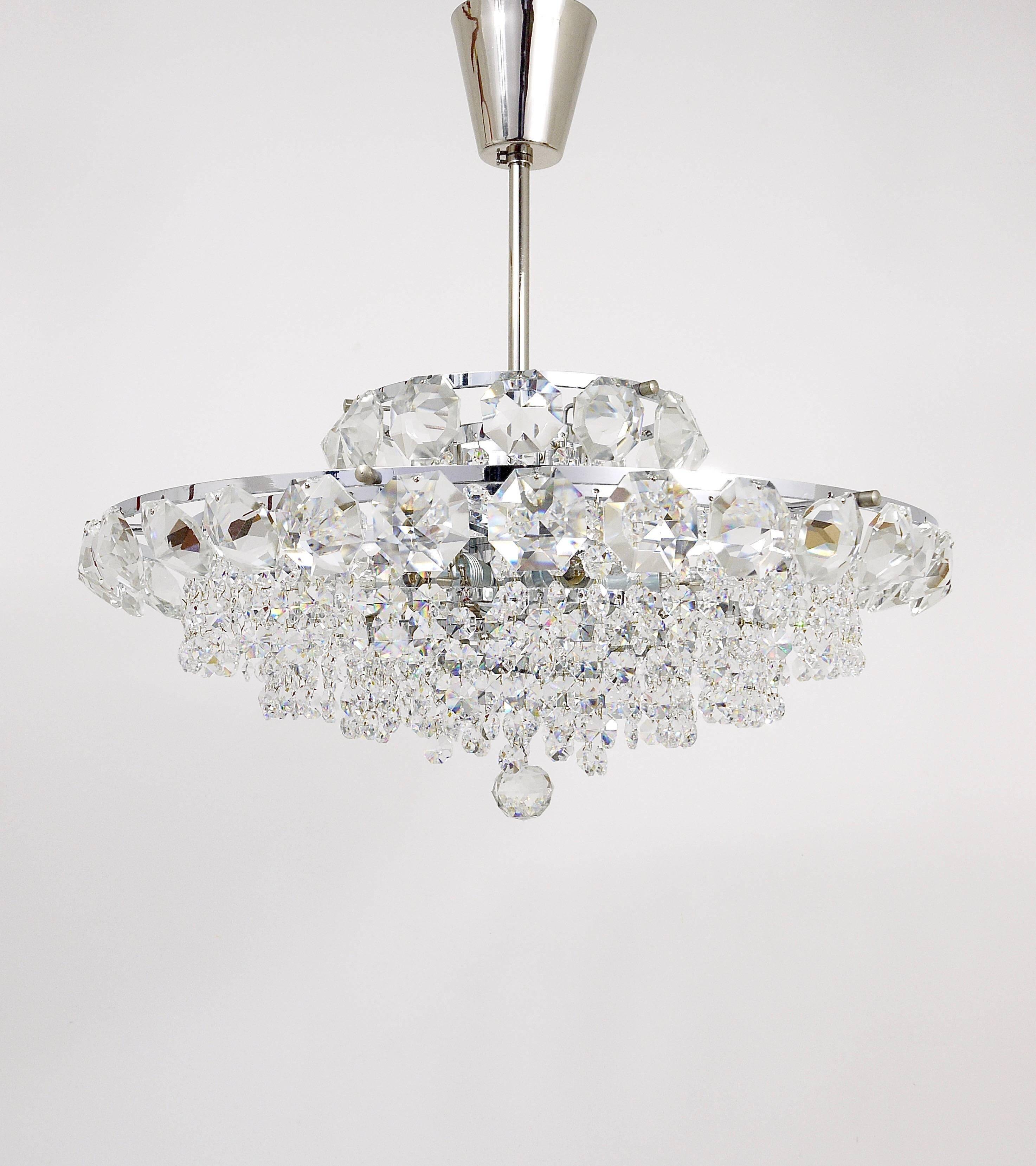 Diamond-cut faceted glass chandelier Bakalowits Vienna, Austria, 1950s