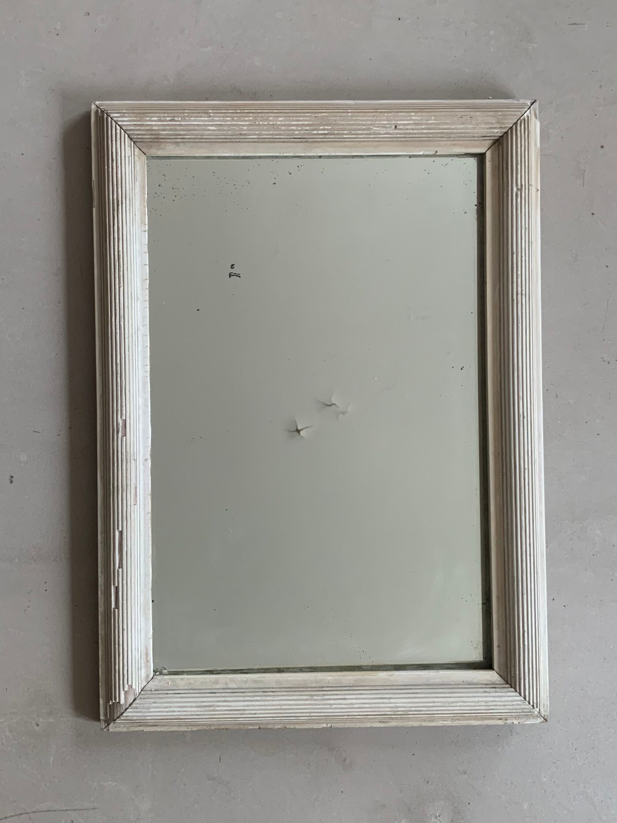 Antique mirror 38x50cm