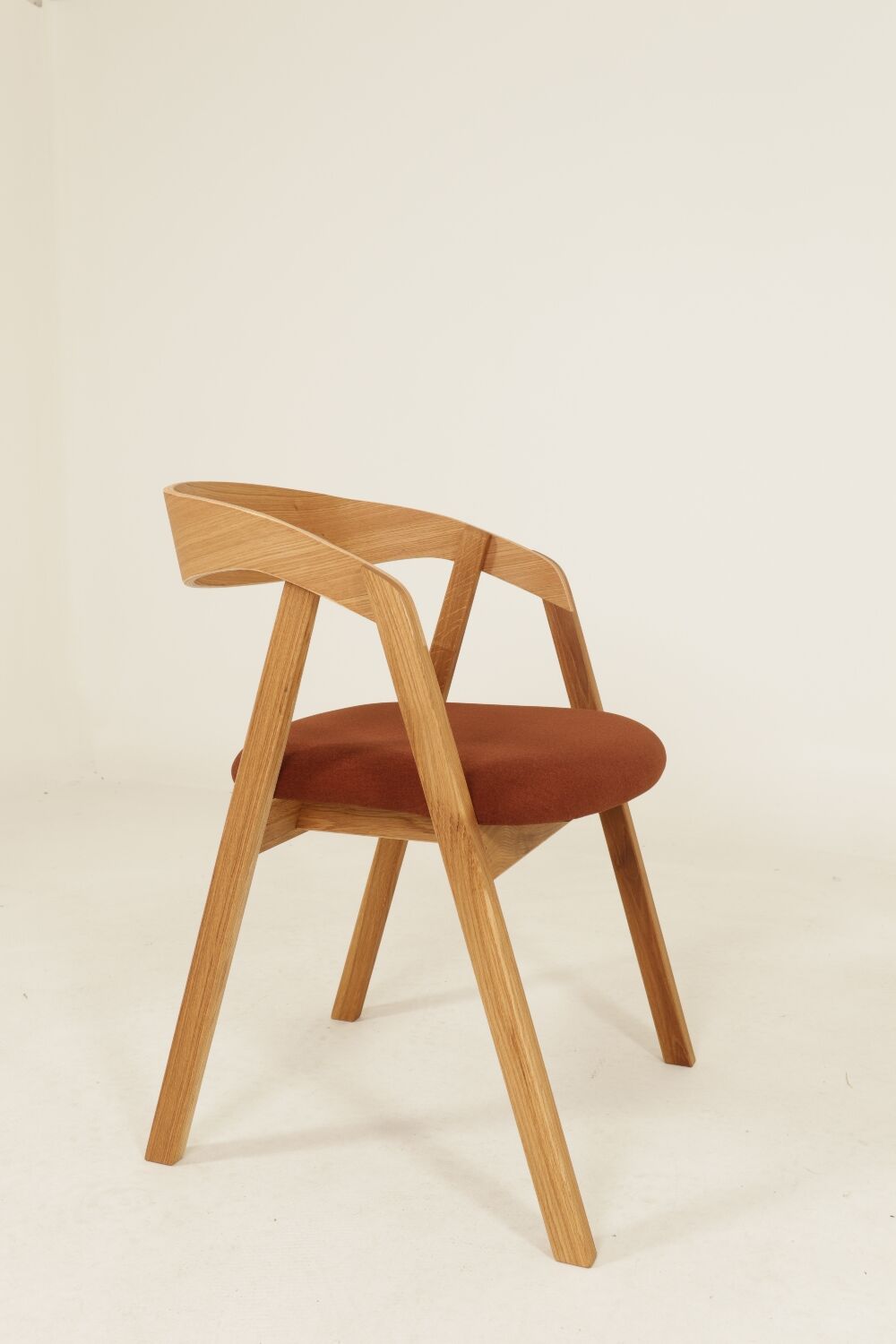 Set of 6 Dining Chairs – Natural Oak & Terracota Upholstery