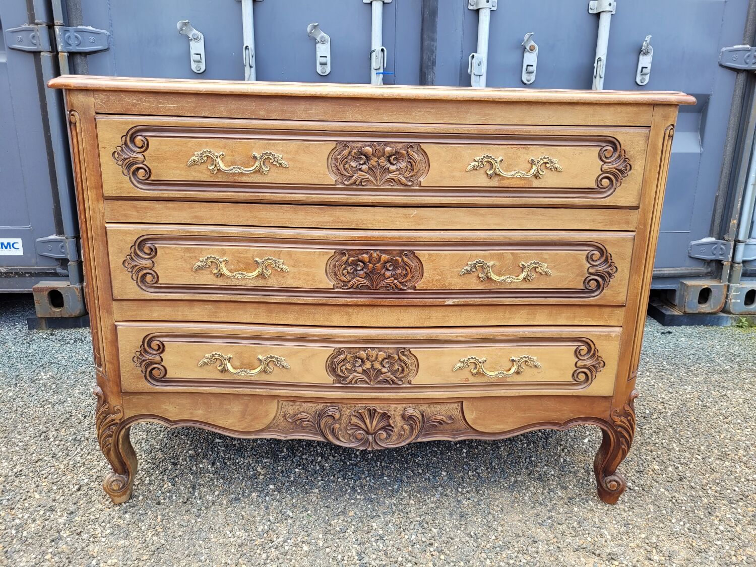 Commode trois tiroirs