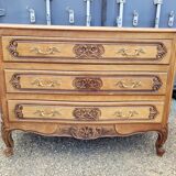 Three-drawer dresser