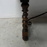 Monastery table with twisted legs in solid walnut, 19th century.