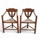 2 chaises de moine scandinaves / suédoises / sculptées avec dossier
