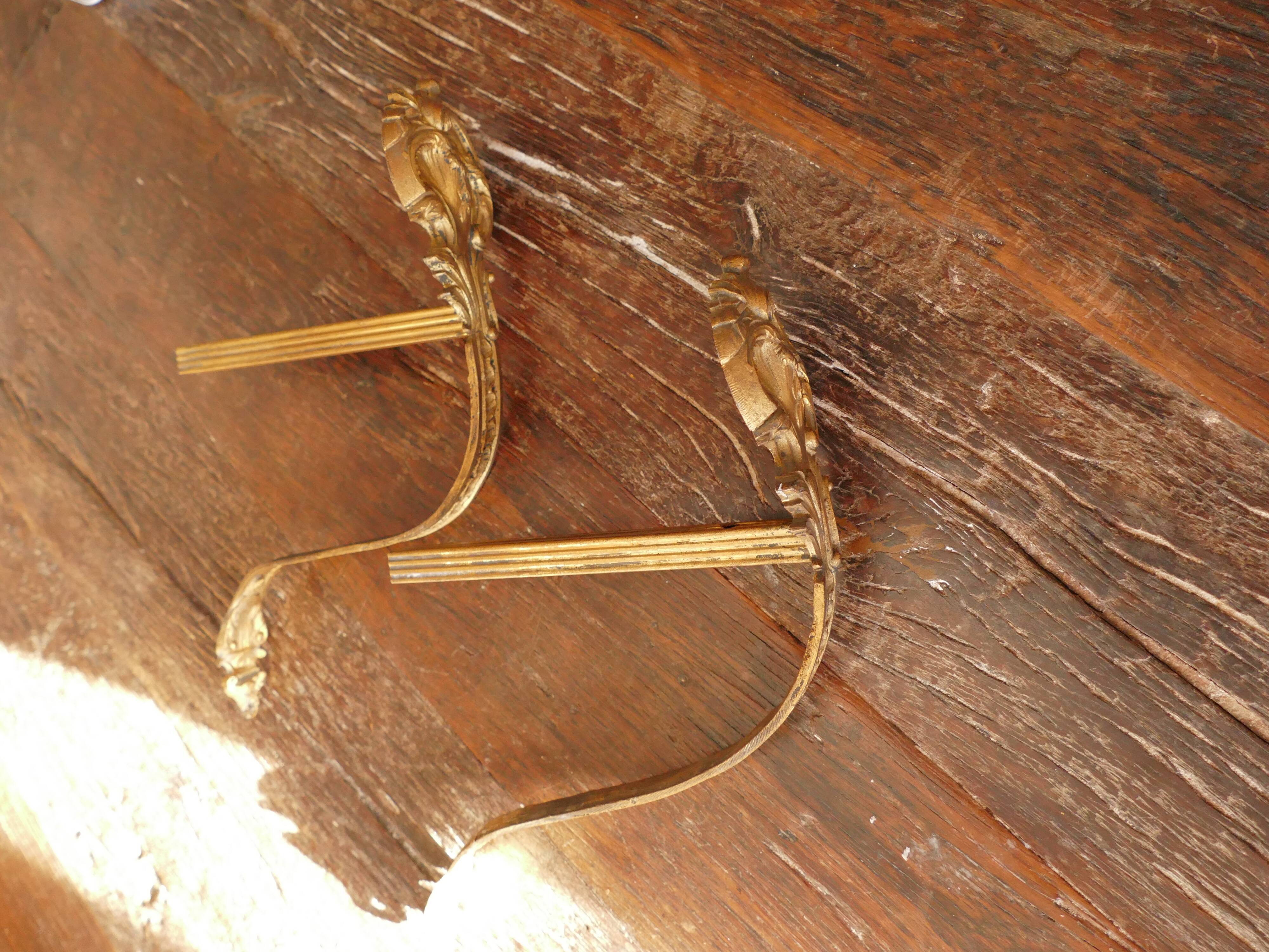 Pair of curtain tiebacks