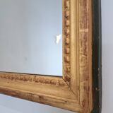 Miroir ancien en bois et stuc doré