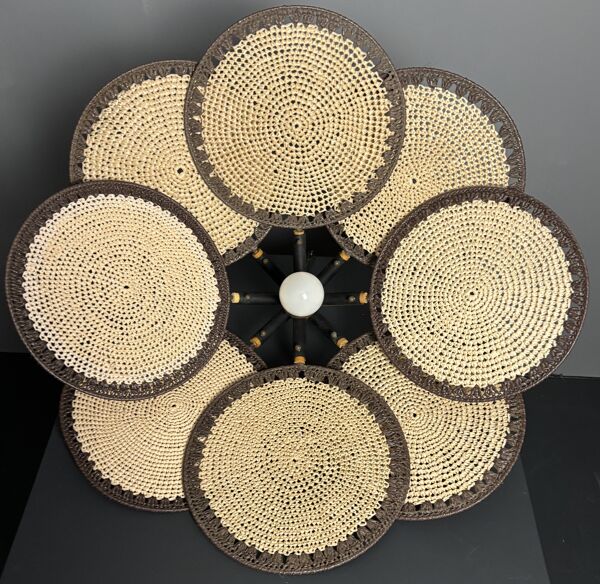 Lampe suspendue en macramé avec ventilateur uchiwa en fibre de rotin, années 1970.