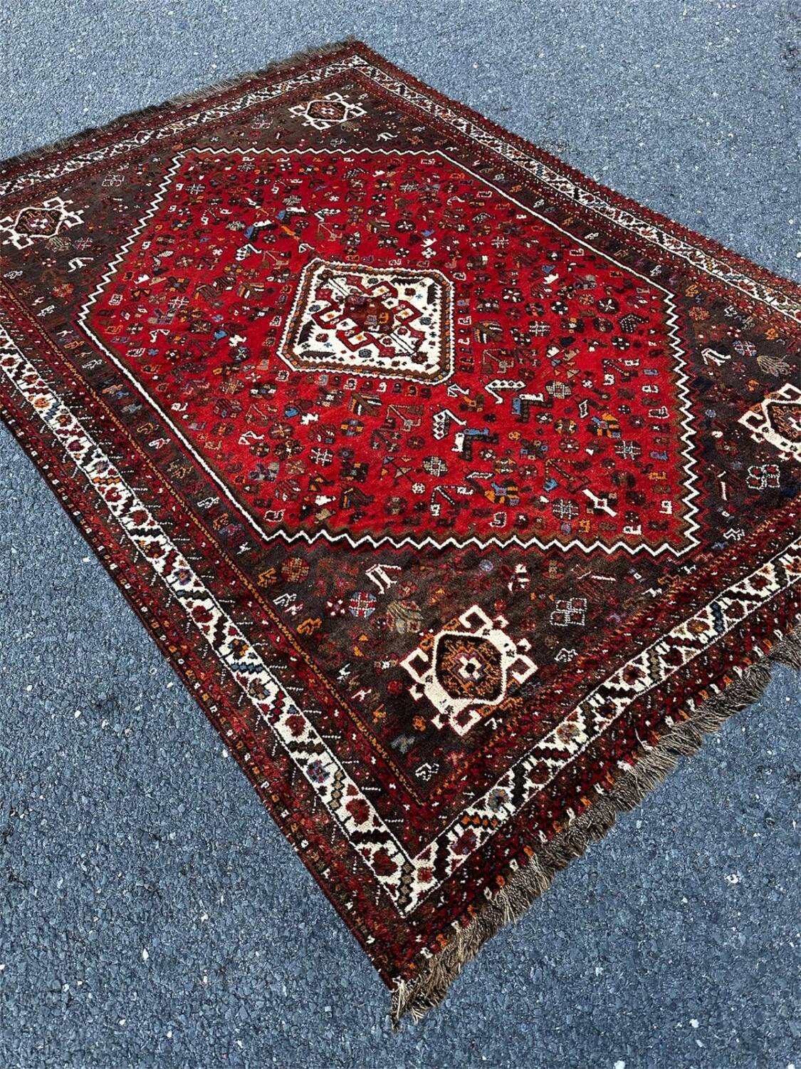 Shiraz Persian Rug