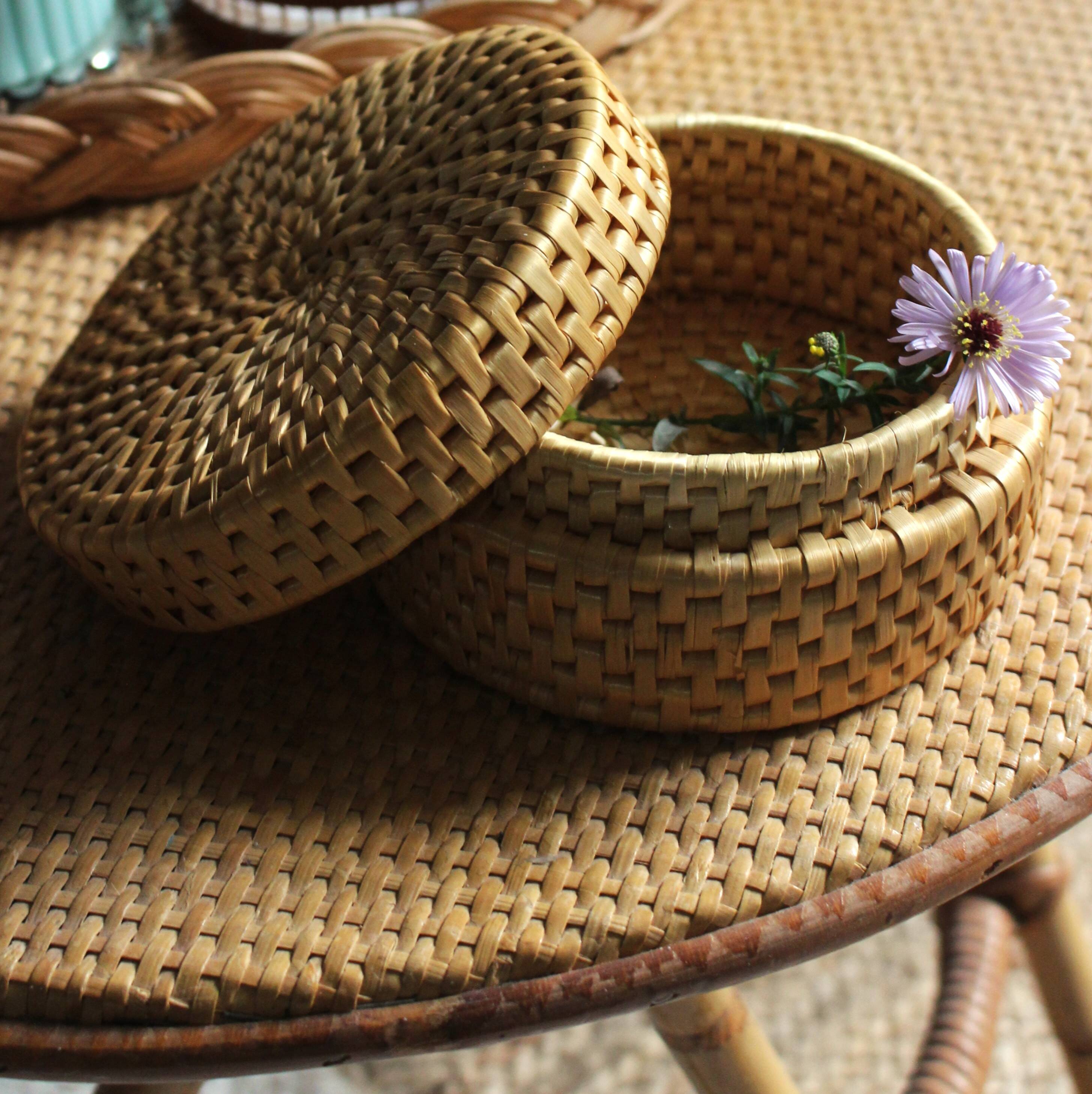 Vintage wicker round basket box