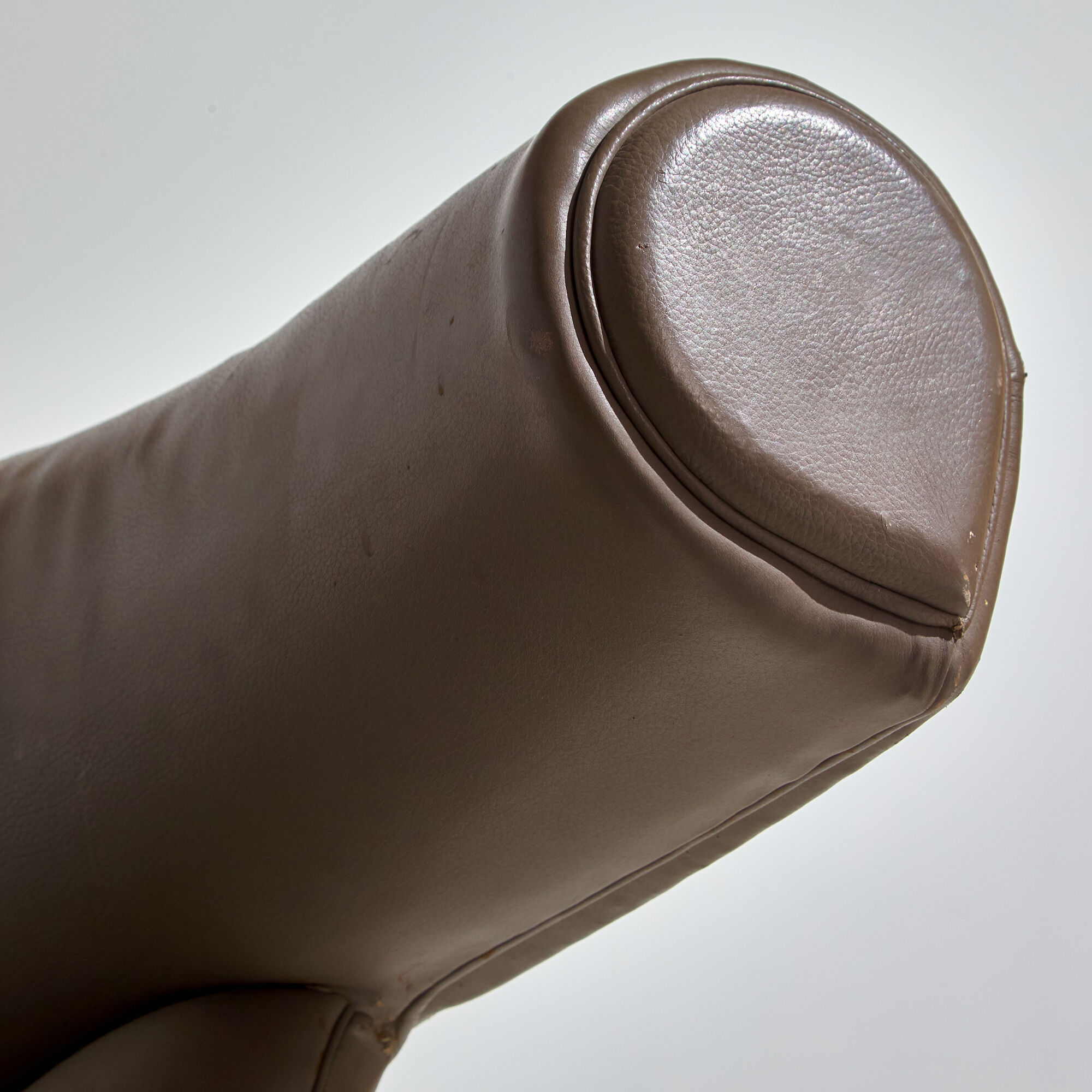 Ox chair by Hans J. Wegner for Erik Jørgensen