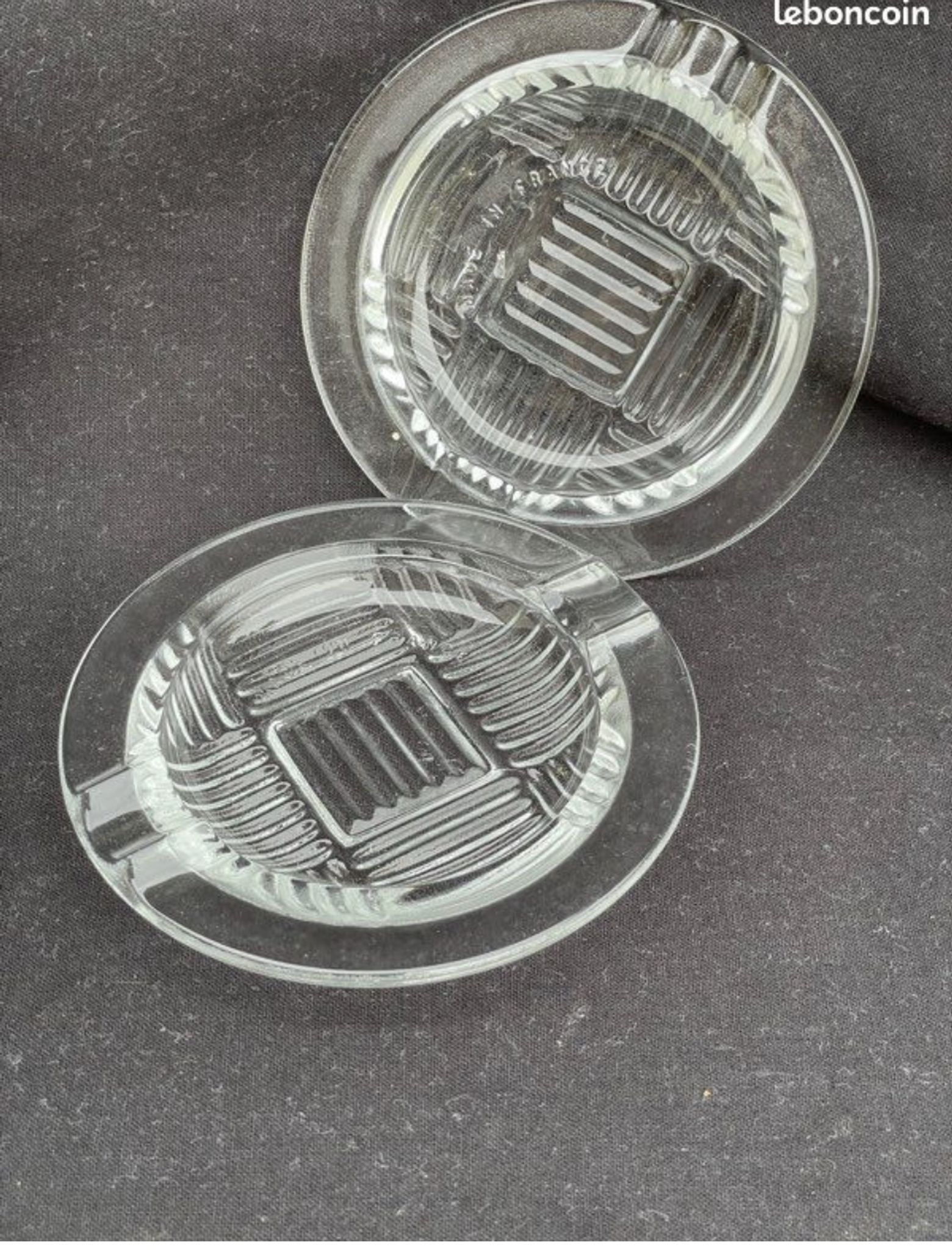 2 cendriers art déco verre