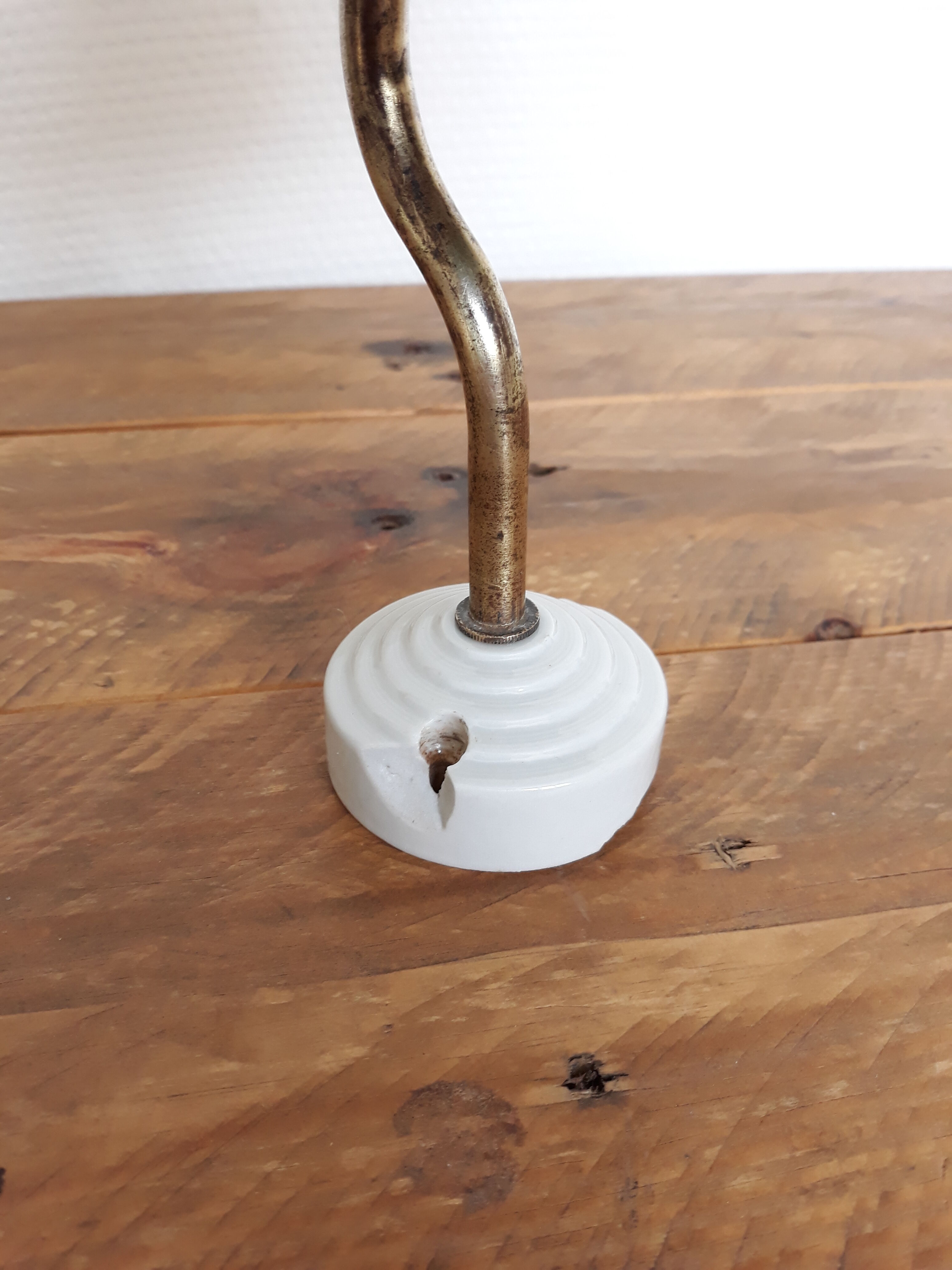 Wall  lamp, gooseneck, enamelled sheet