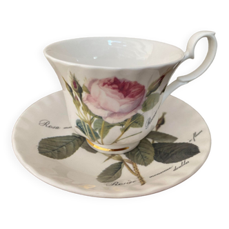 Cup and saucer decoration roses Dreaded Porcelain Roy Kirkham Fine Bone China