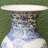 Gien baluster vase, Japanese decor