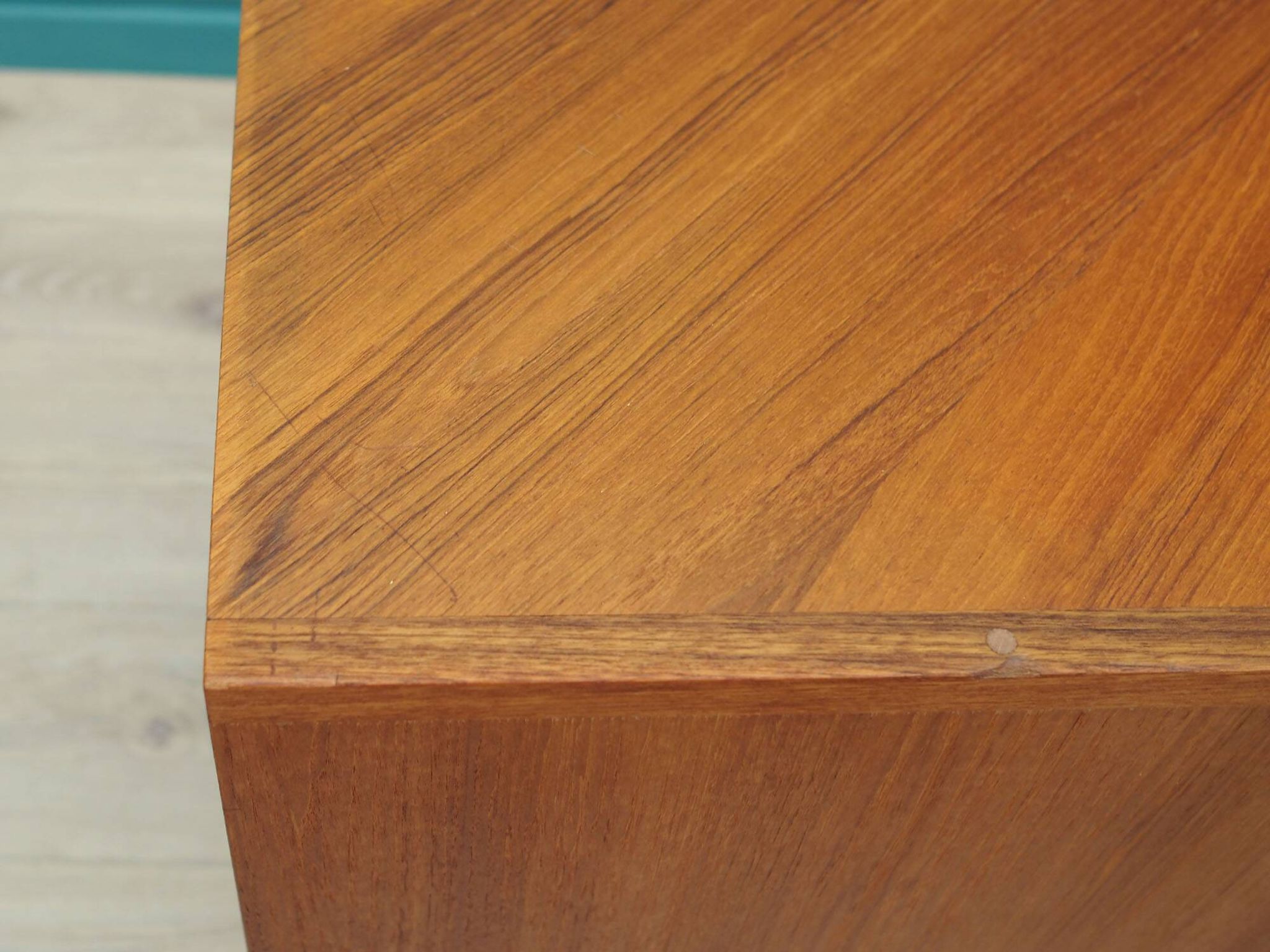 Cabinet en teck, design danois, années 1970, production : Danemark