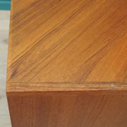 Cabinet en teck, design danois, années 1970, production : Danemark