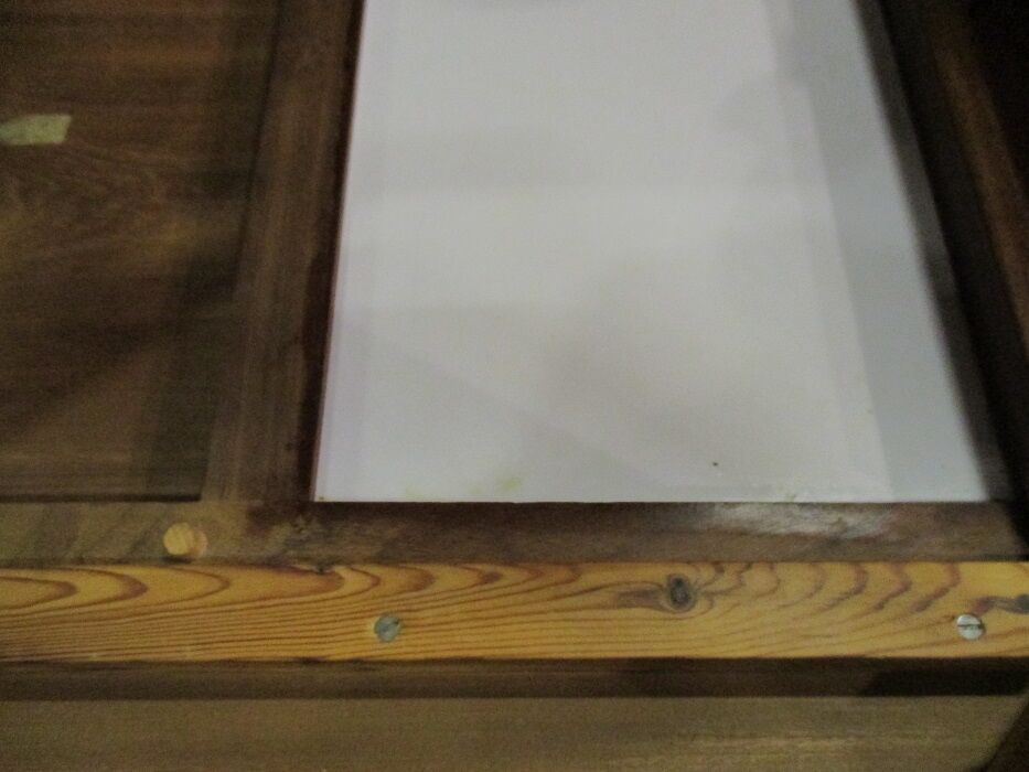Long coffee table in teak