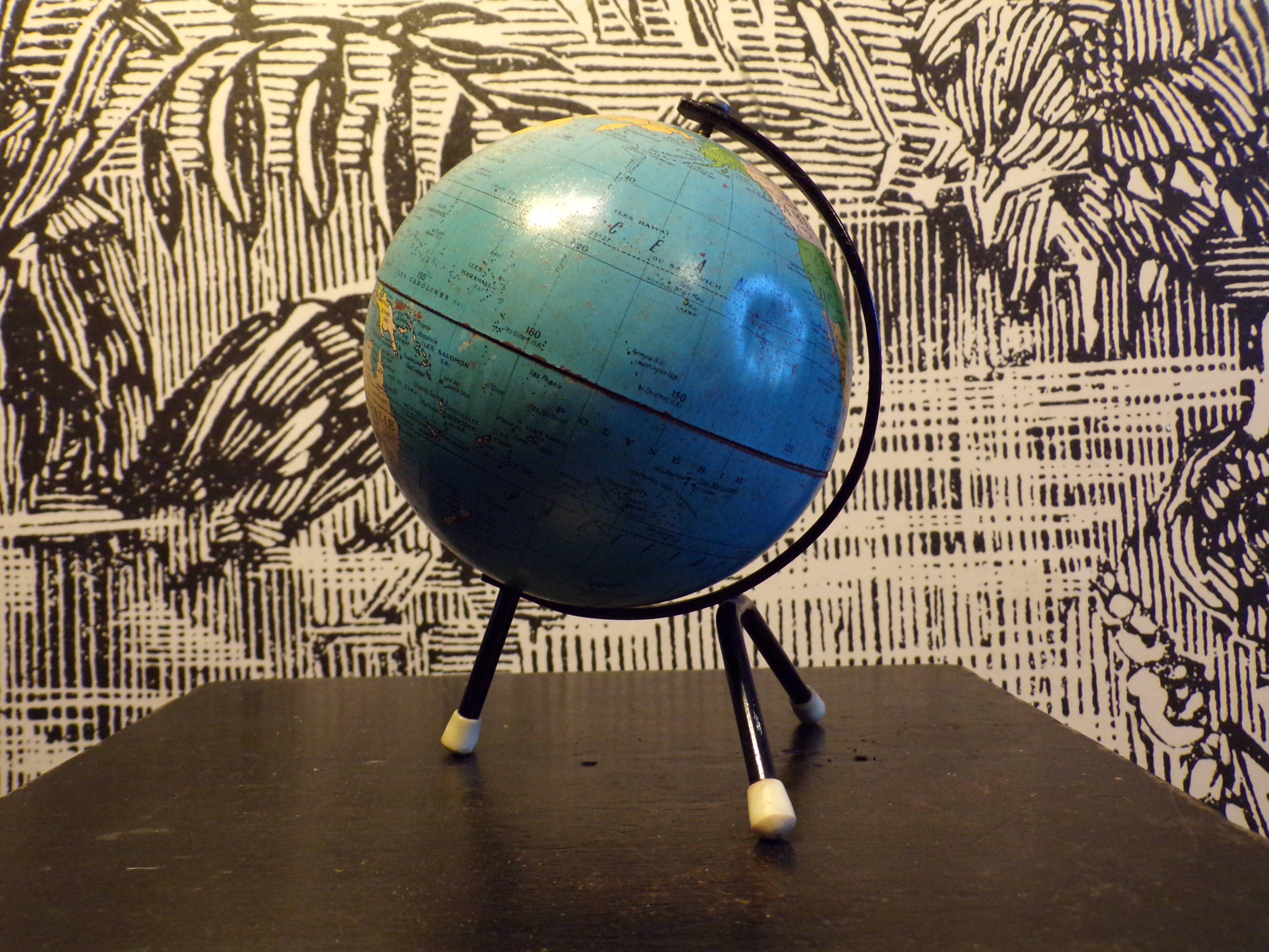 Taride terrestrial globe 1960 Ø12cm