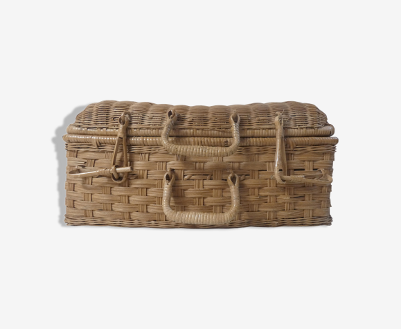 Valise en rotin