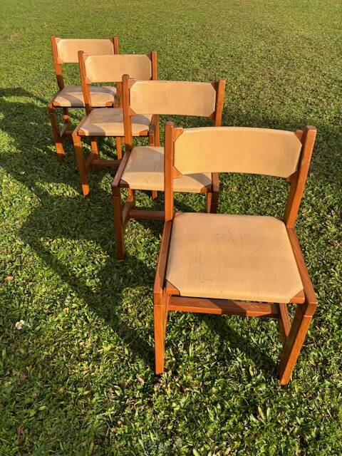 set of 4 vintage Maison Regain chairs from 1970