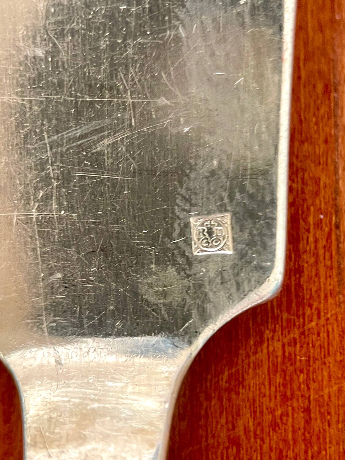 Ravinet d'enfert fish service, 12 place settings with serving cutlery