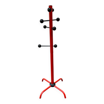 Porte-manteaux noir et rouge Italie 1980 design Memphis