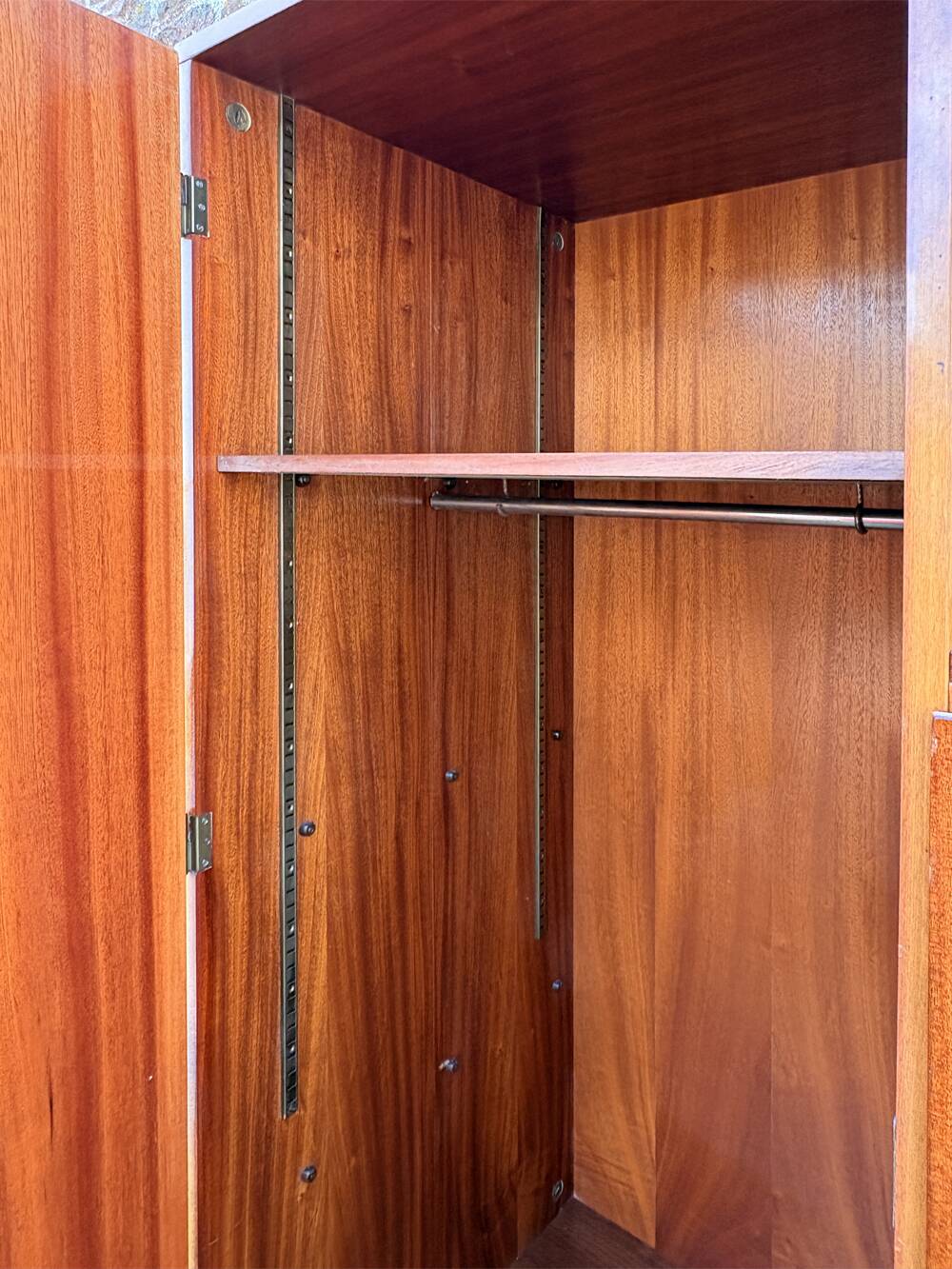 Vintage 1950s combined wardrobe in varnished mahogany – Scandinavian