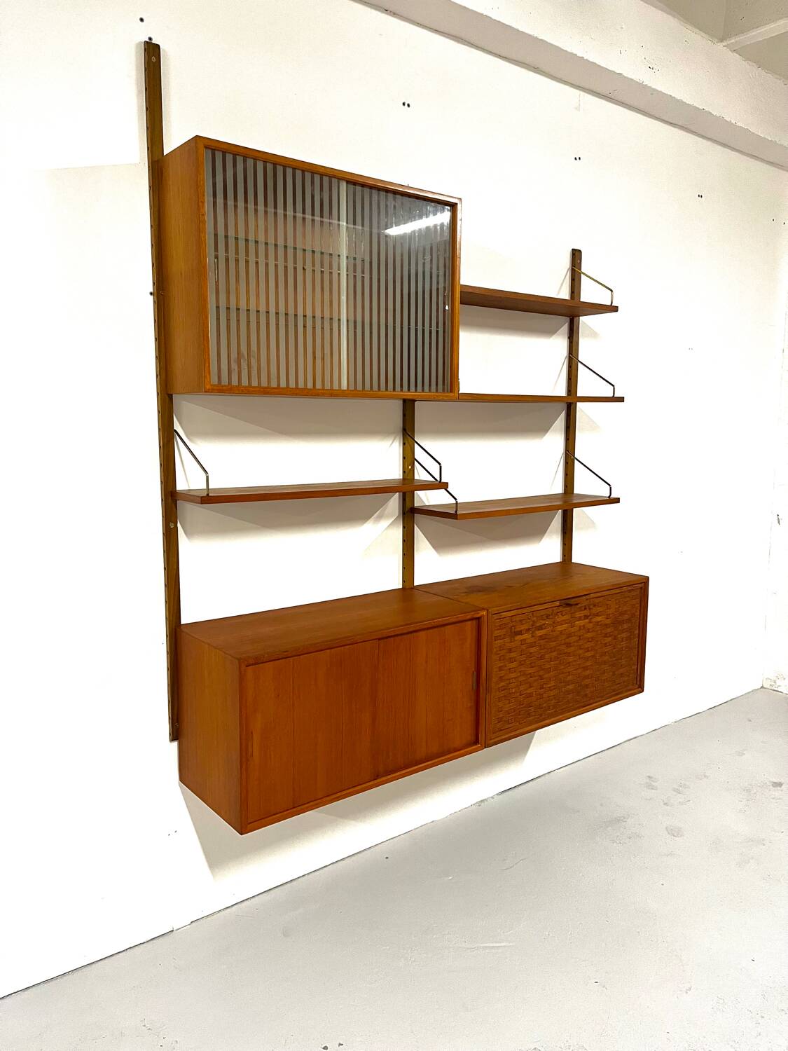 Meuble mural en teck, Danemark, années 1960