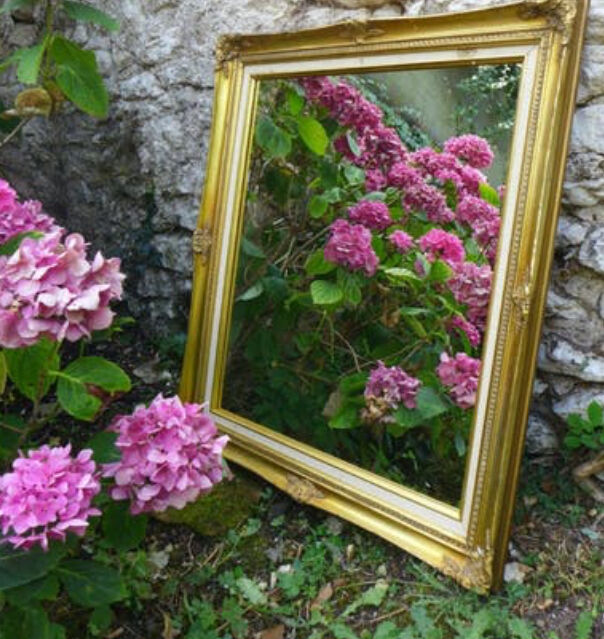 Golden mirror 67x57cm