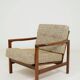 Fauteuil vintage en tissu chiné beige moutarde et olive, Pologne 1960