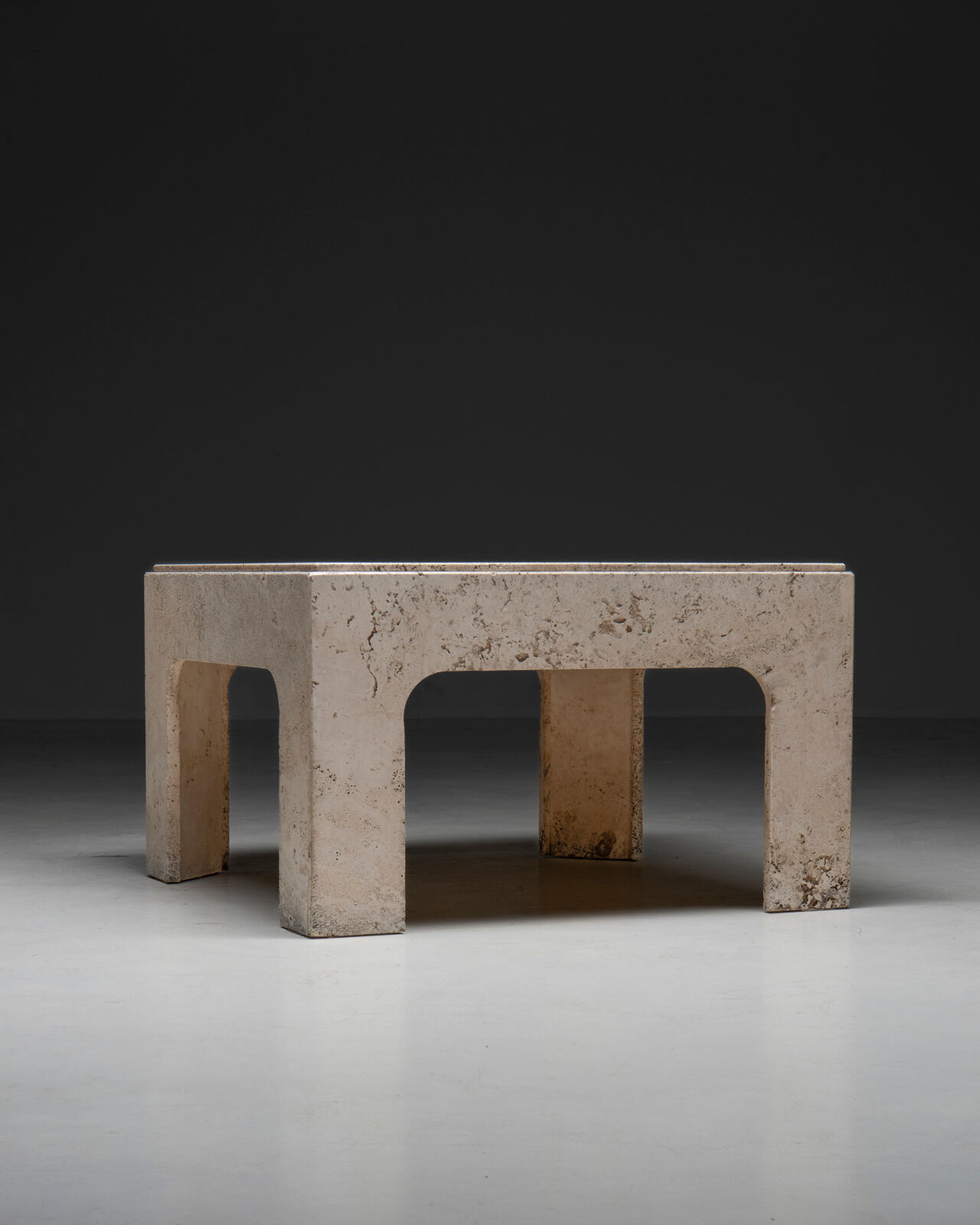 Square coffee table in travertine 1980