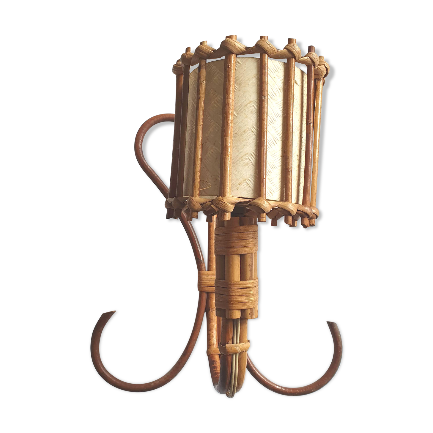 Vintage rattan wall lamp