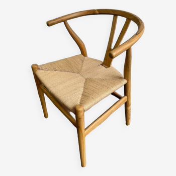 Retro rattan chair with cord