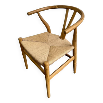 Retro rattan chair with cord