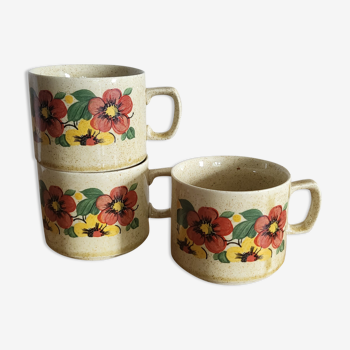 Lot 3 tasses à fleurs en céramique