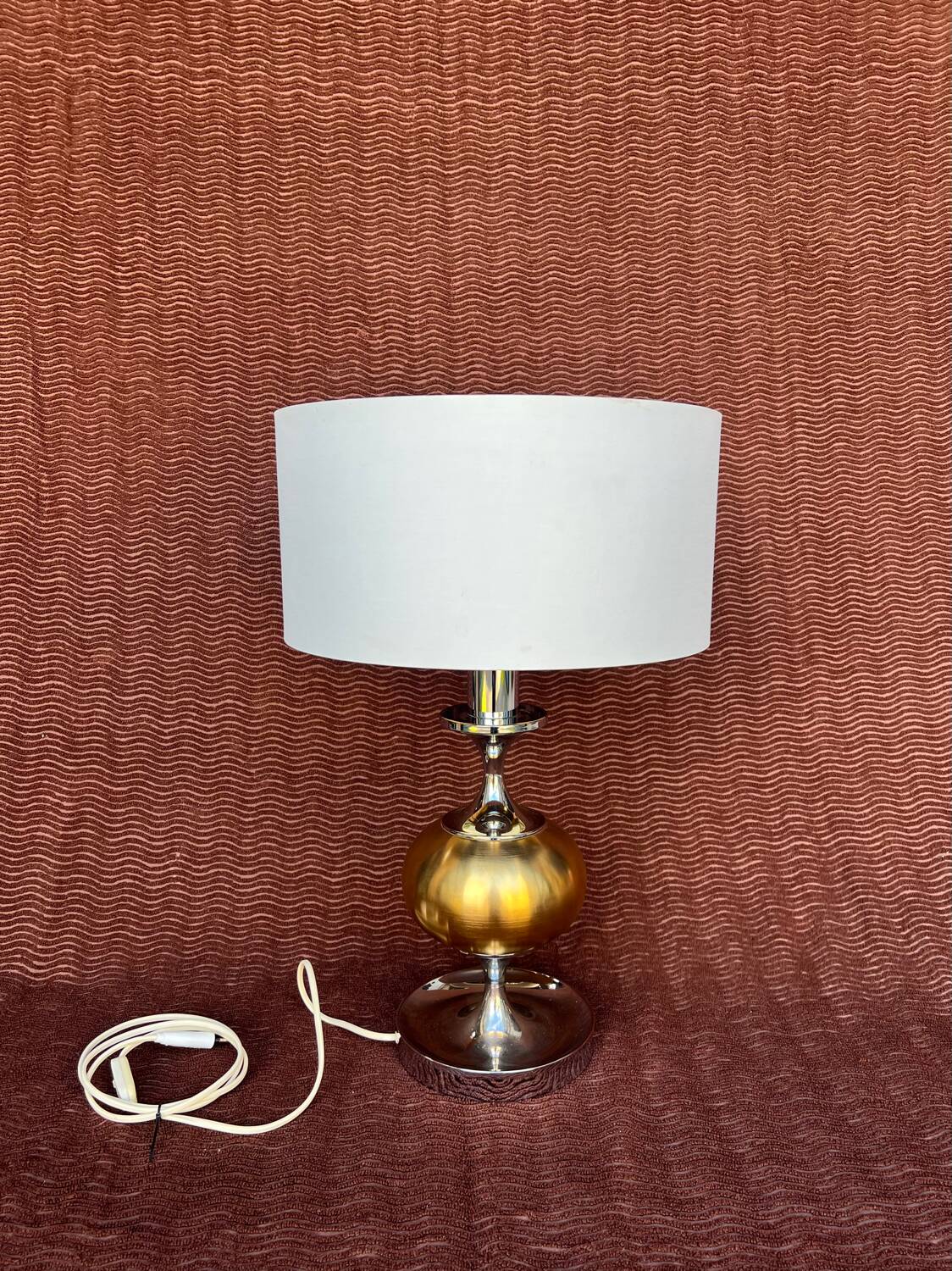 VINTAGE 1970 LARGE FORMAT LAMP CHROME BASE 1 BRUSHED ALUMINIUM BALL DO