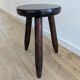 Tabouret tripode en bois