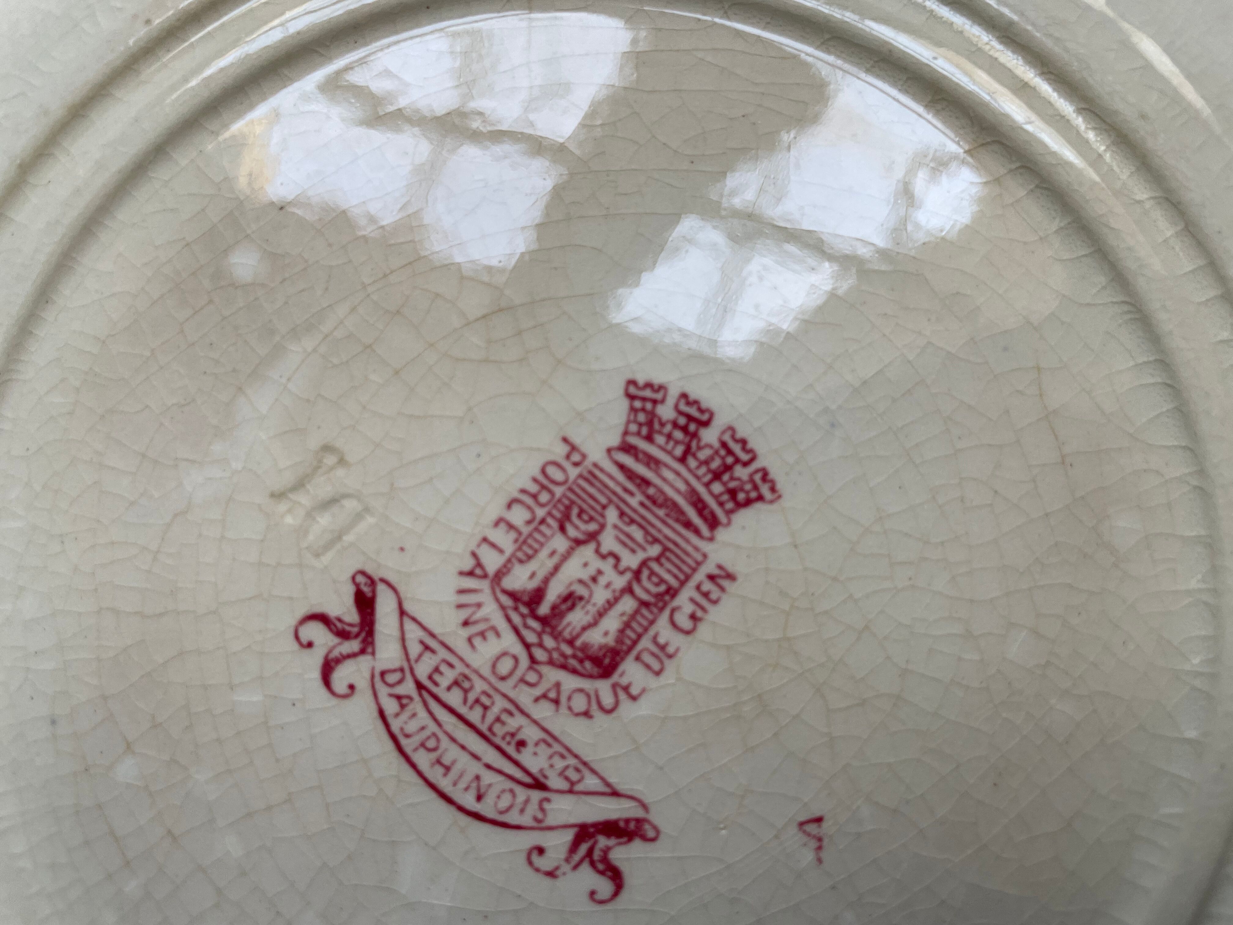 Hollow plate earth of iron Giens, model Dauphinois