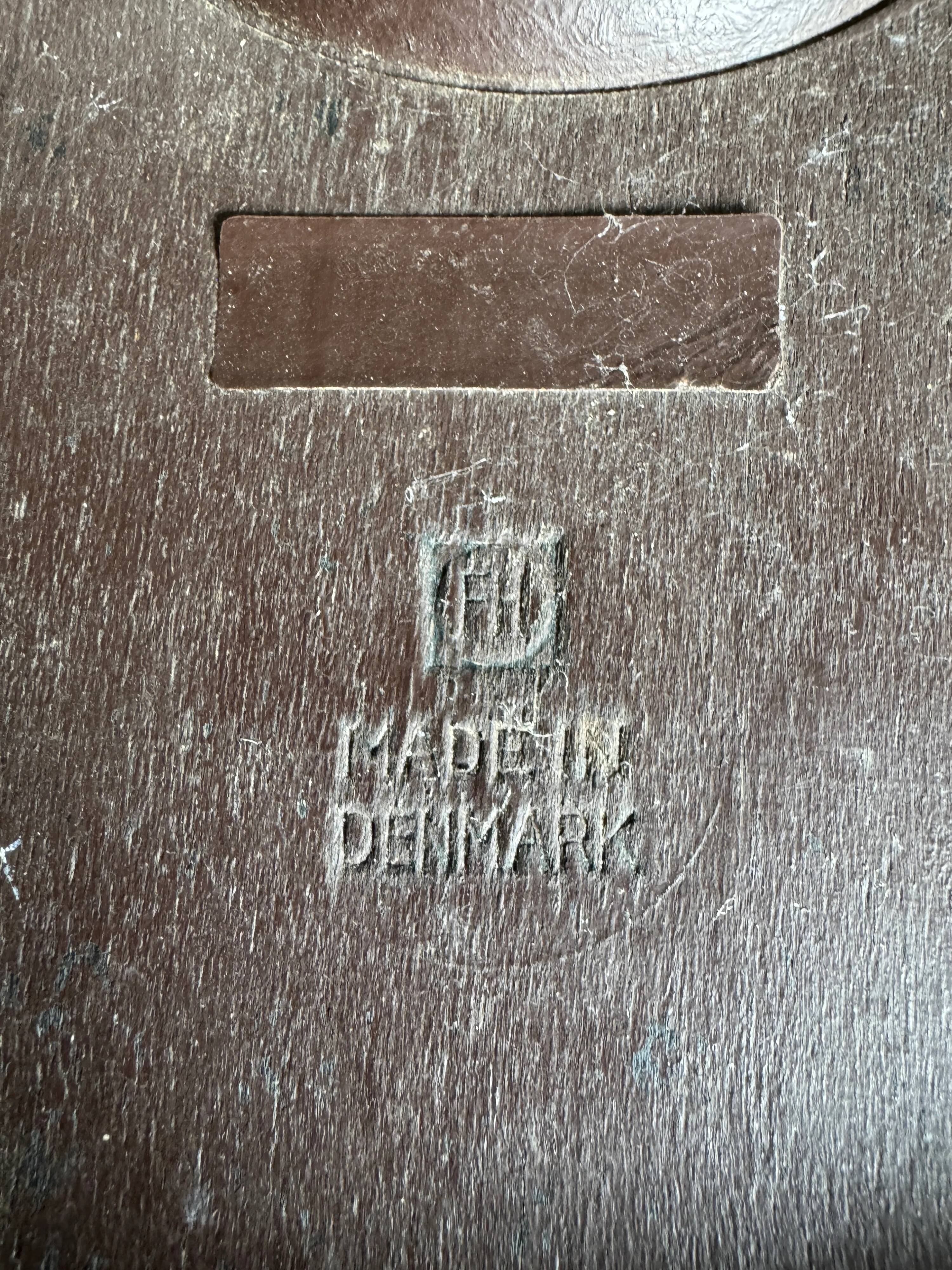 Set of 2 blue wooden Dot stools model 3170 by Arne Jacobsen for Fritz Hansen, 1974