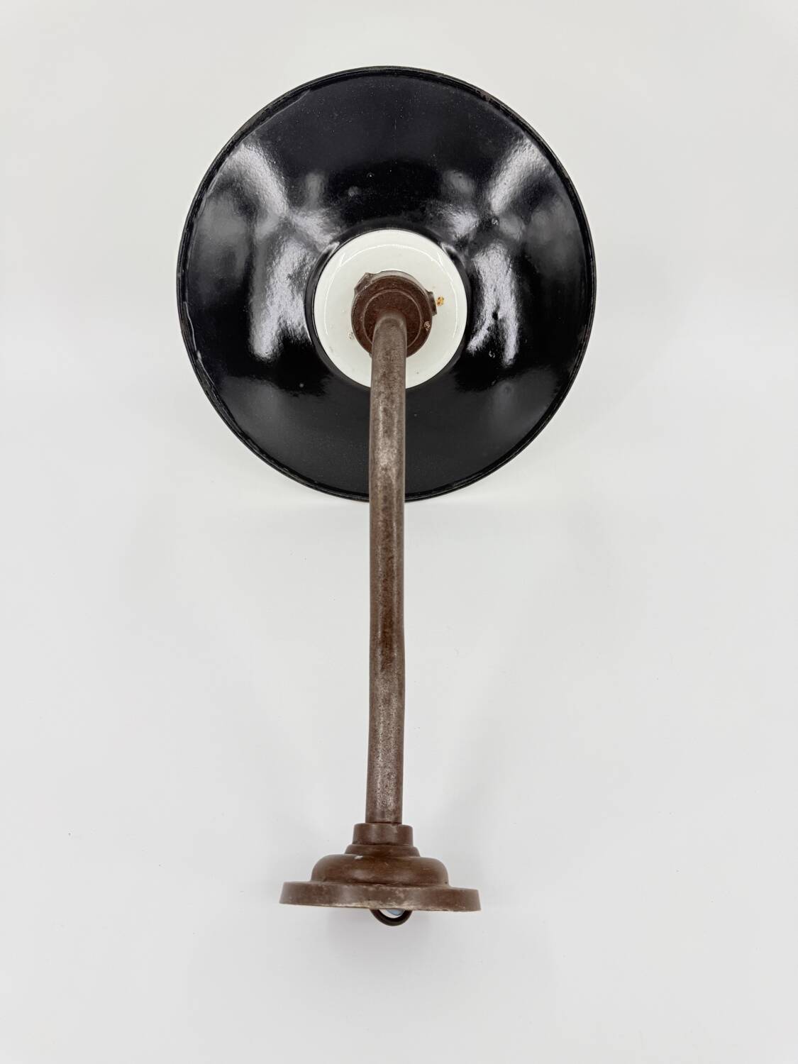 Court lamp