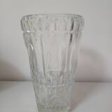 Chiseled glass vase, "round and striped" patterns