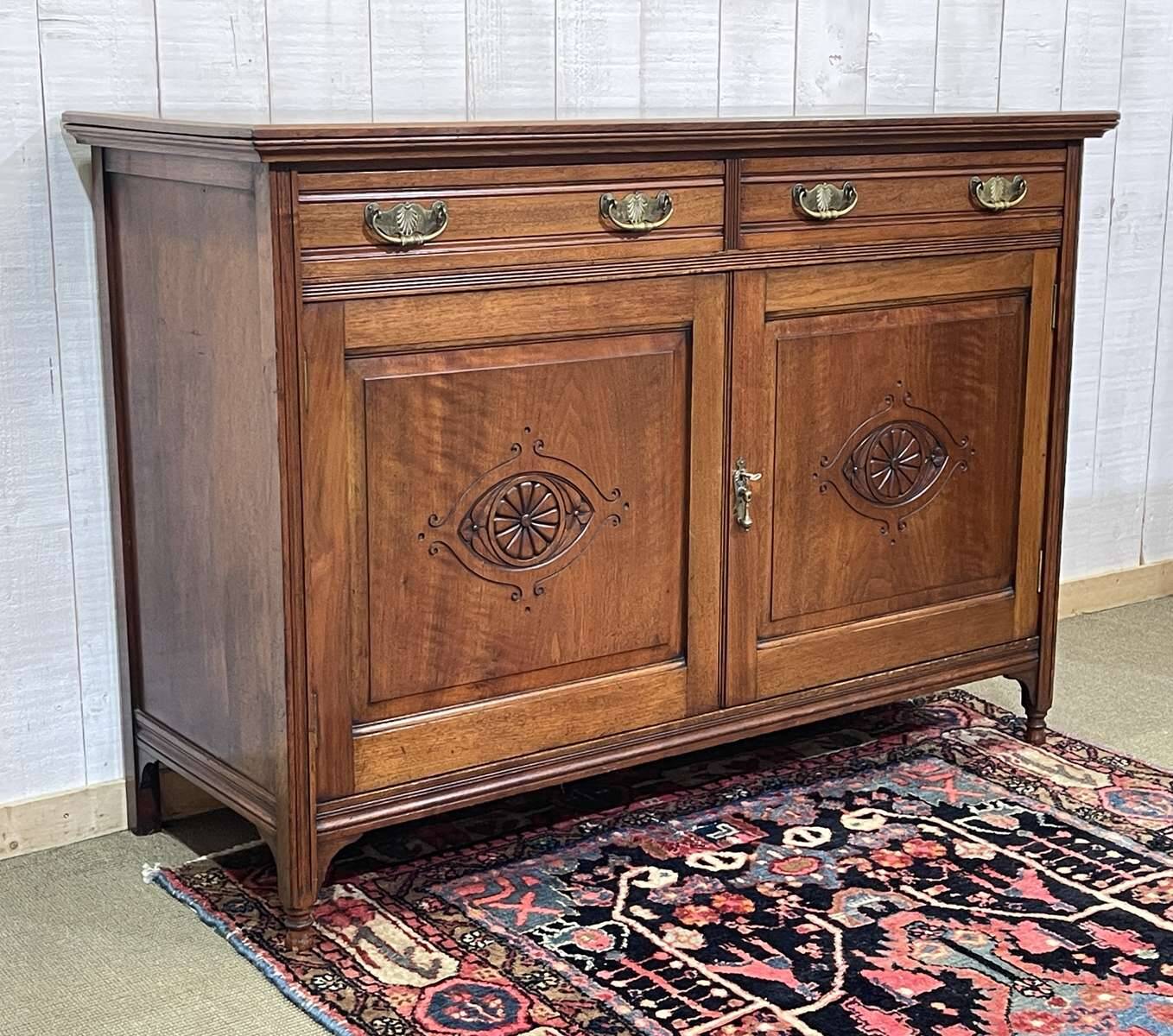 English buffet from the late 19th century in walnut.