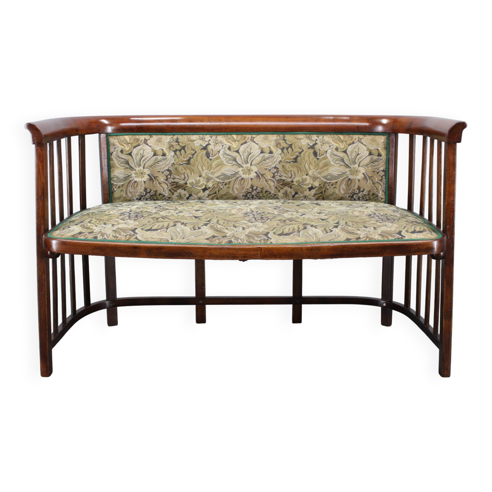 Josef Hoffmann Variation of Art Nouveau "Fledermaus" Sofa